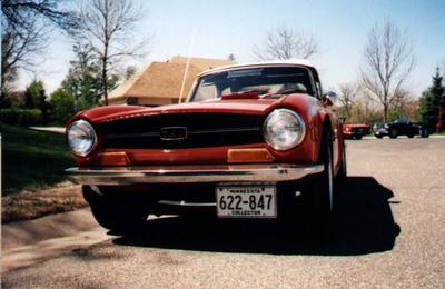 tr6redc05.jpg