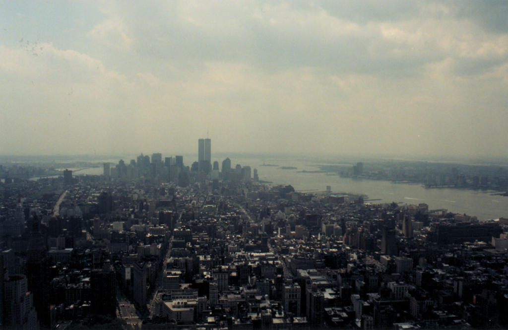 empire_state_building_south_view_05_2000.jpg