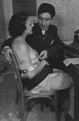 typist_nudewithboss_france1920s.jpg